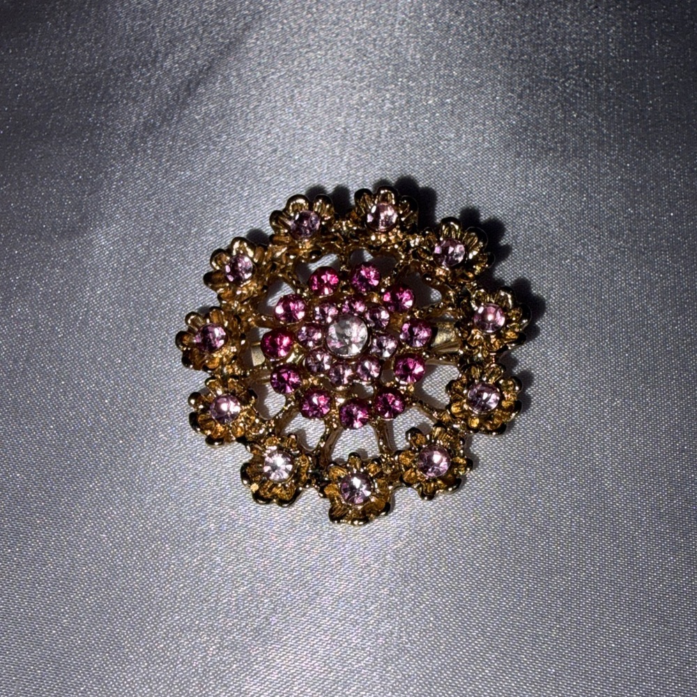 Vintage-Inspired Gold and Pink Crystal Brooch